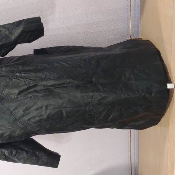 Large Black Leather Marco Morani Trenchcoat - Picture 5 of 9